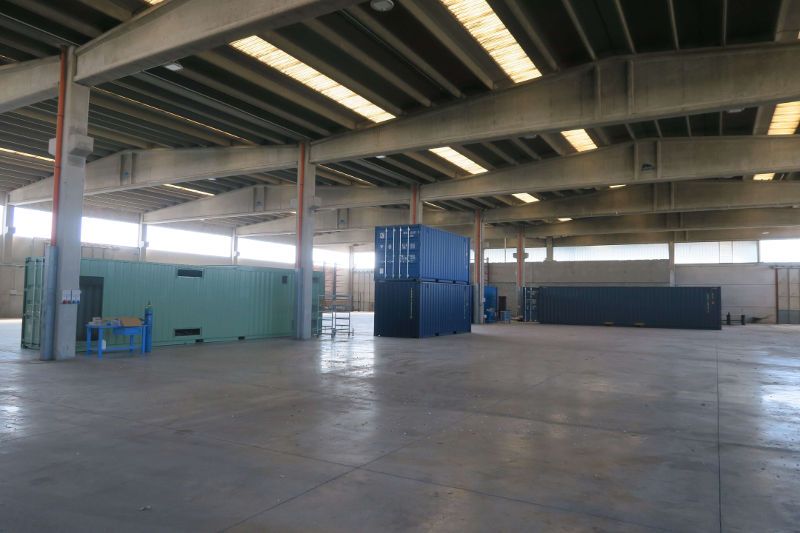 Allestimenti trasformazioni container, carpenteria metallica, taglio e lavorazioni